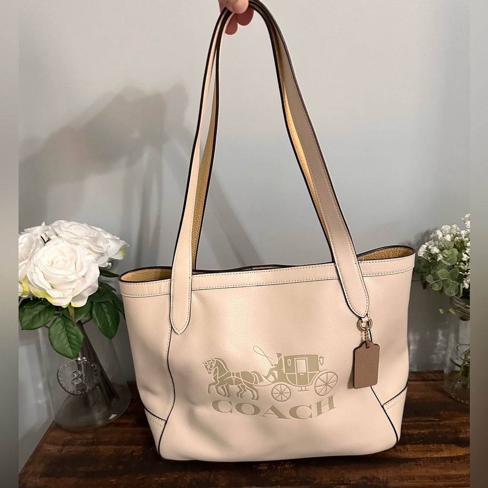 Coach Horse and Carriage Tote